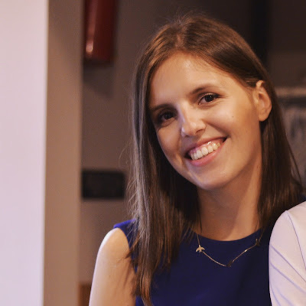 Meet your Posher, Ana